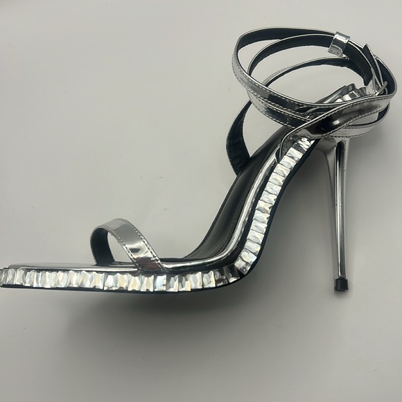 BRIK-BLACK STILETTO SANDAL size 9 - Picture 9 of 15
